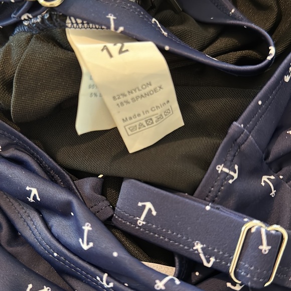 Nwt Septangle one piece skirted nautical bathing suit - Picture 8 of 9